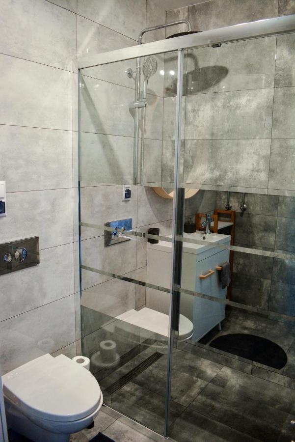 Apartamenty Vinci クラスニスタフ エクステリア 写真