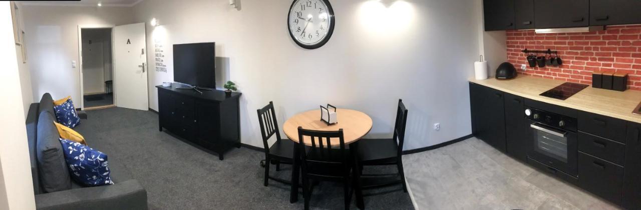 Apartamenty Vinci クラスニスタフ エクステリア 写真
