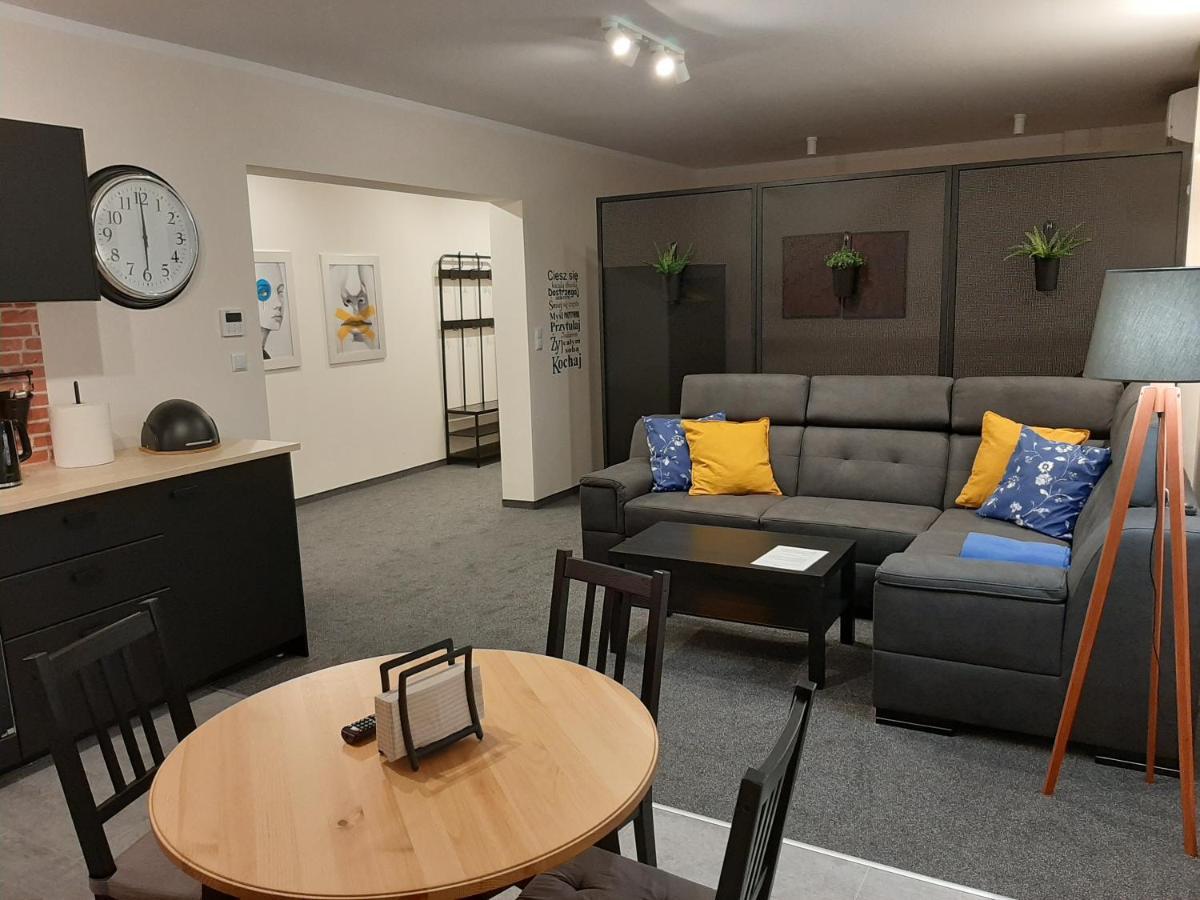 Apartamenty Vinci クラスニスタフ エクステリア 写真